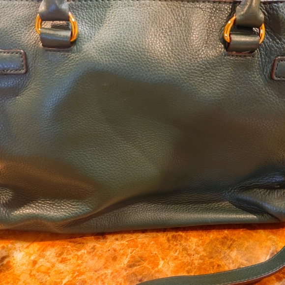 COPY - Michael Kors Hunter Green all leather Hamilton  Satchel EUC - Picture 2 of 9